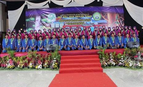 Tahun Pertama Luluskan Siswa, Nilai UN SMP BAS Tuban Sudah Masuk 10 Besar Tingkat Kabupaten