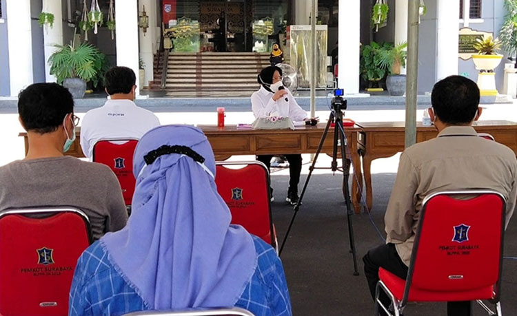 Cegah Resesi, Wali Kota Risma Gandeng Distributor Amankan Kebutuhan Pokok