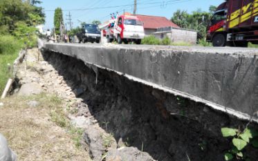 Dinas Bina Marga Kab Mojokerto: Jalan Raya Kupang-Jetis Masih Tanggung Jawab Rekanan
