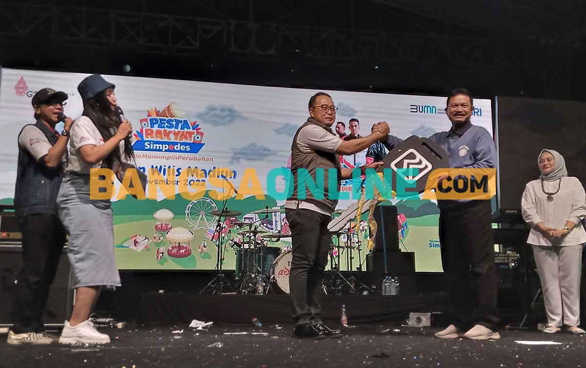 Hadiri Pesta Rakyat Simpedes BRI 2022, Ketertiban Penonton Dipuji Wali Kota Madiun