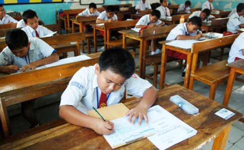 Terapkan K13, Sekolah Dibuat Bingung Muatan Soal Unas