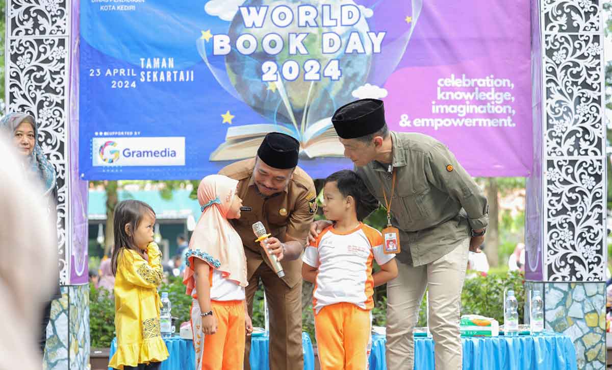 Tingkatkan Minat Baca dan Literasi Pelajar, Pemkot Kediri Peringati World Book and Copyright Day