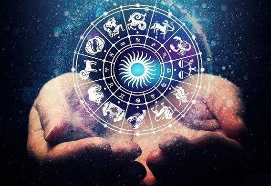 Ramalan Zodiak Jumat 9 Agustus 2024: Sagitarius Rentan Salah Paham, Aquarius Hadapi Aja