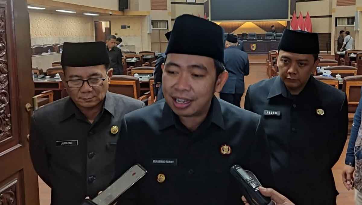 Resmikan Puluhan Ribu Beasiswa, Bupati Jember Pastikan Semua Anak Bisa Dapat Pendidikan Gratis