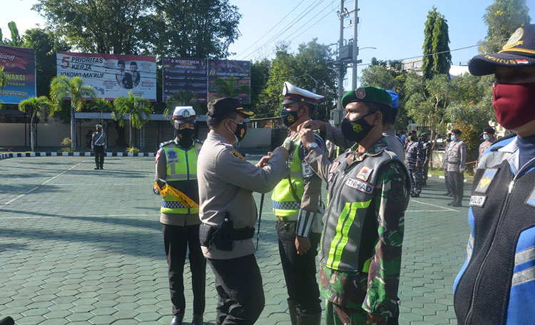 Antisipasi Mudik, Polresta Banyuwangi Laksanakan Apel Gelar Pasukan Gabungan Operasi Semeru 2021