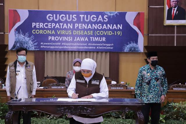 Gubernur Bercitarasa Seni, Khofifah: Lagu Heal The World Spirit Tanggulangi Covid-19  di Jatim