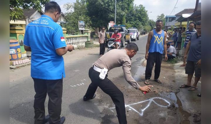 Tabrak Viar, Pengendara Vario Tewas di Tempat