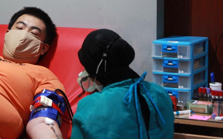 Wali Kota Pastikan Kesiapan Donor Plasma Konvalesen di Kantor PMI Kota Kediri