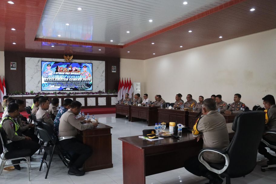Polres Mojokerto Kota Gelar Latpraops Jelang Operasi Keselamatan Semeru 2025