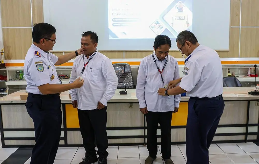 Pemkot Surabaya Gelar Diklat Juru Parkir Berkeselamatan, 70 Peserta Ikuti Sertifikasi Profesi