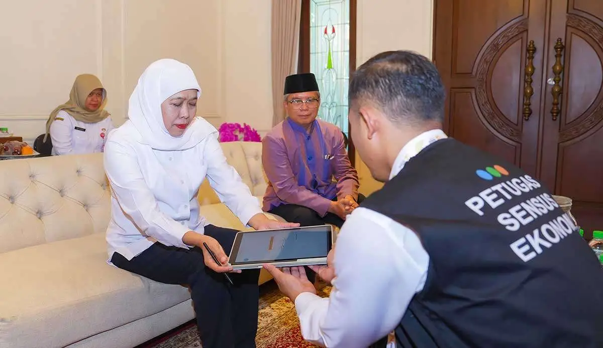 Gubernur Khofifah Ikuti Pendataan Sensus Ekonomi 2026