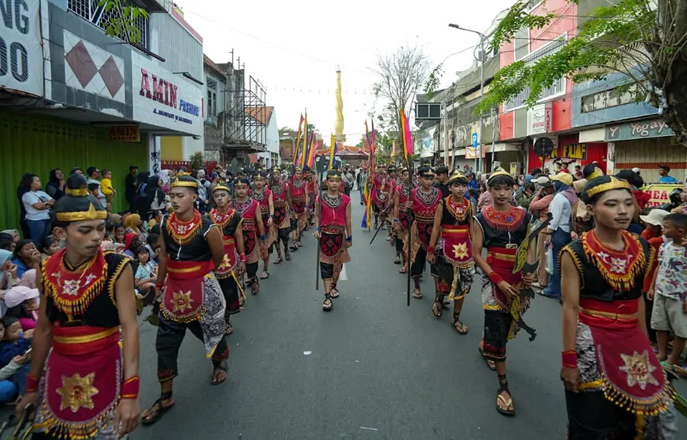 Kirab Budaya Mojo Bangkit Diikuti 1.080 Peserta, Ning Ita Sukses Hidupkan Kembali Kejayaan Majapahit