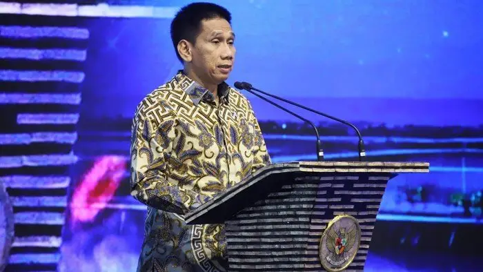  Akhmad Wiyagus , Wamendagri