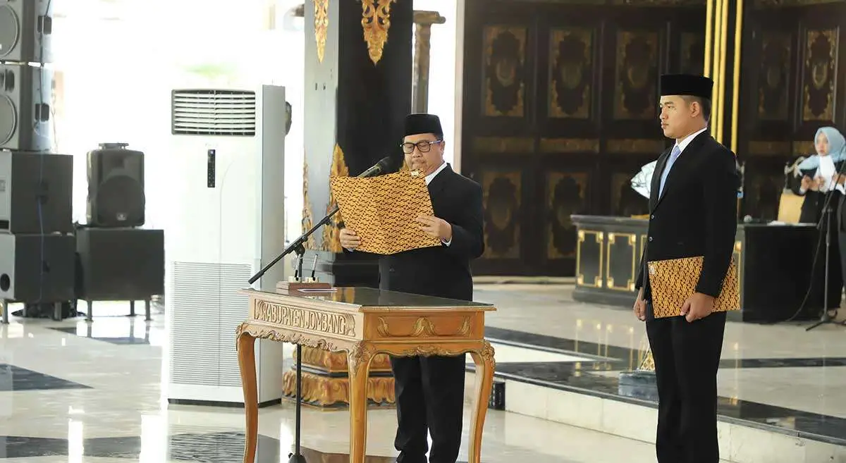 ​Perkuat Kinerja Birokrasi di Jombang, Warsubi Rotasi 81 Pejabat