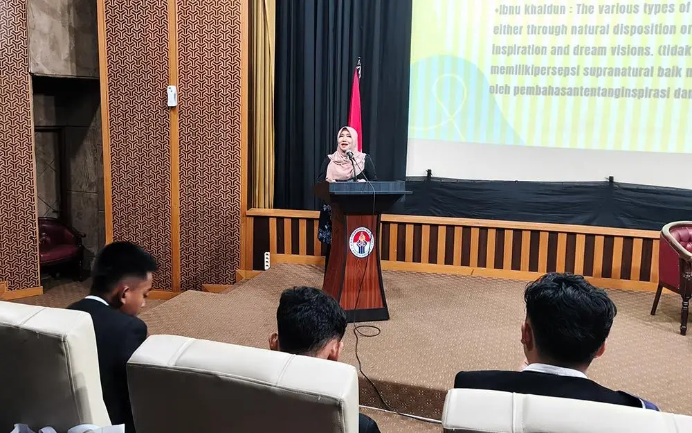 Pelajar Harus Berani Melawan Kekerasan? Begini Penjelasan Senator Lia Istifhama