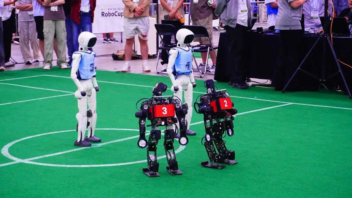 Tim Ichiro ITS saat tampil di RoboCup 2026.
