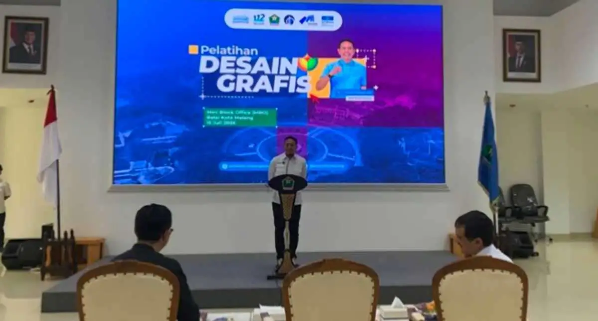 Wali Kota Malang saat memberi sambutan dalam pelatihan desain grafis bagi pelaku UMKM di Mini Blok Office.