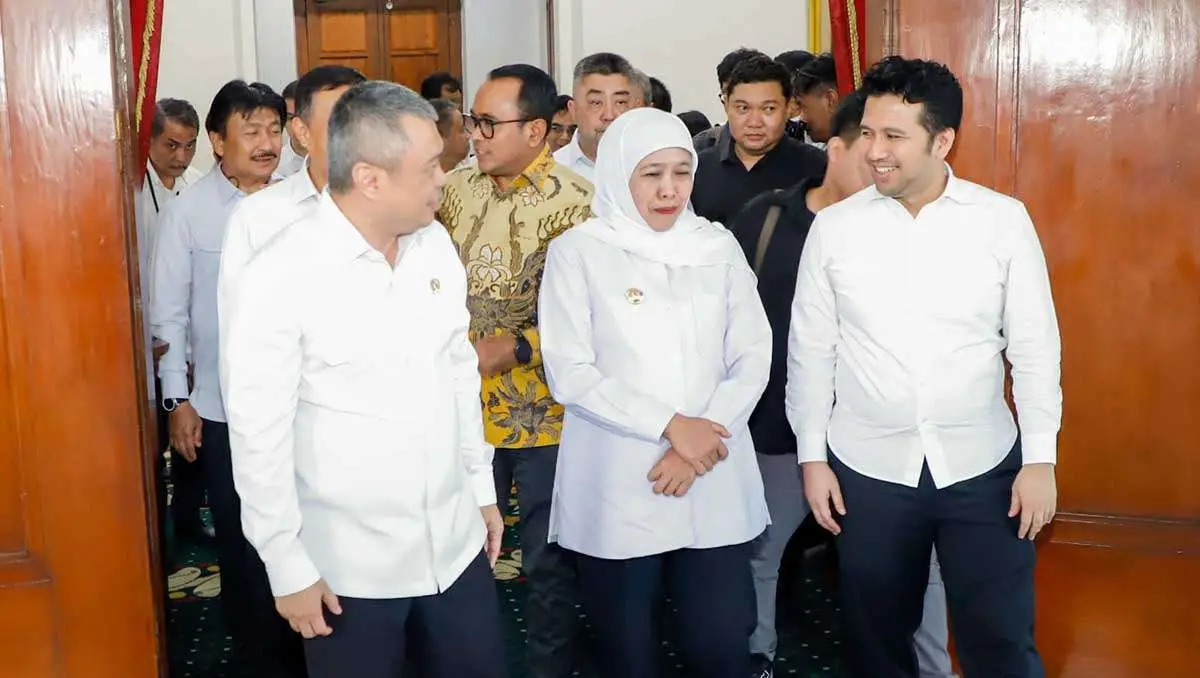 Terima Kunjungan Menhub, Gubernur Khofifah Bahas Transportasi Strategis di Jawa Timur