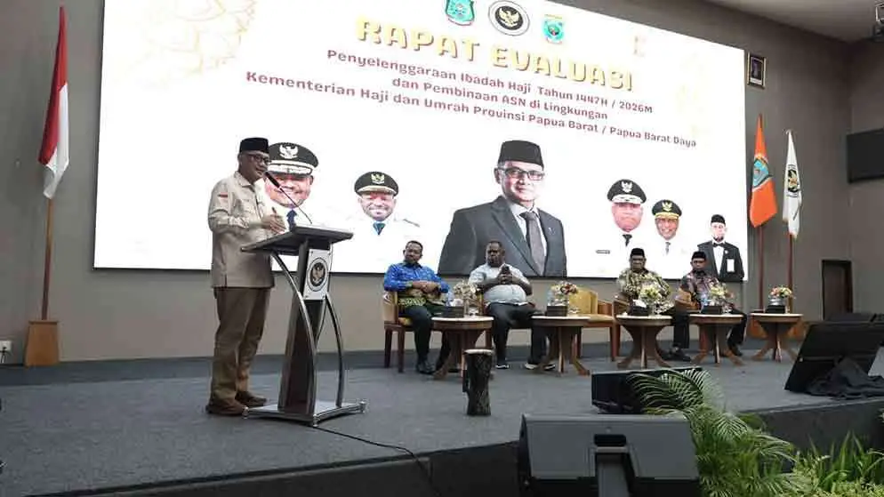 Menhaj Gus Irfan saat memberikan arahan dalam acara rapat evaluasi di Papua Barat Daya. (Ist)