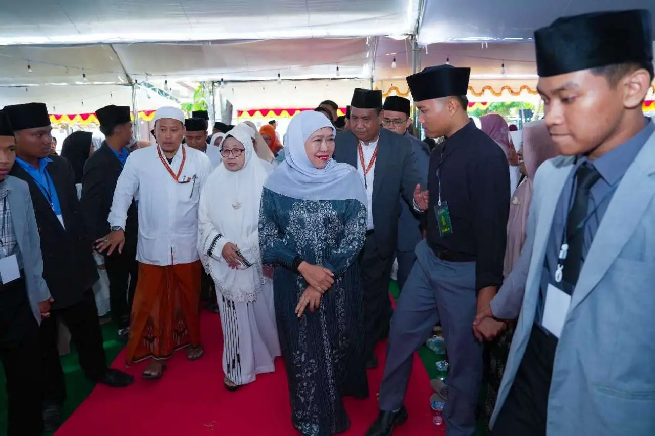Gubernur Khofifah Ajak Jamaah Thoriqoh At-Tijaniyah Perkuat Takwa dan Ukhuwah Islamiyah