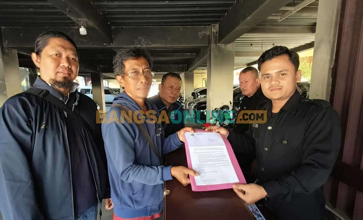 Pedagang Sentra PKL SLG Kediri Ajukan Audiensi ke Dewan soal Pemindahan Pasar Buah