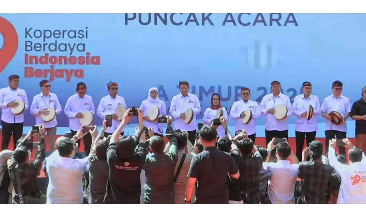 Foto bersama peringatan puncak Harkopnas ke-79 di Pamekasan.  