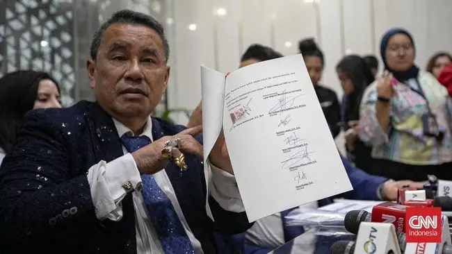 Hotman Paris Hutapea. Foto: CNN Indonesia