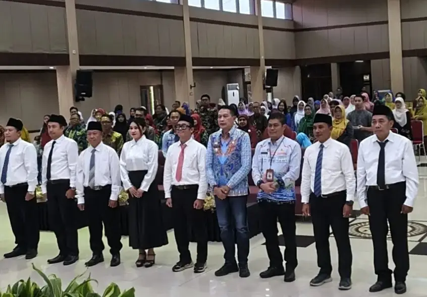 Walkot Wahyu Hidayat Kukuhkan Dewan Pendidikan Baru, Target Pertahankan Malang jadi Kota Pendidikan