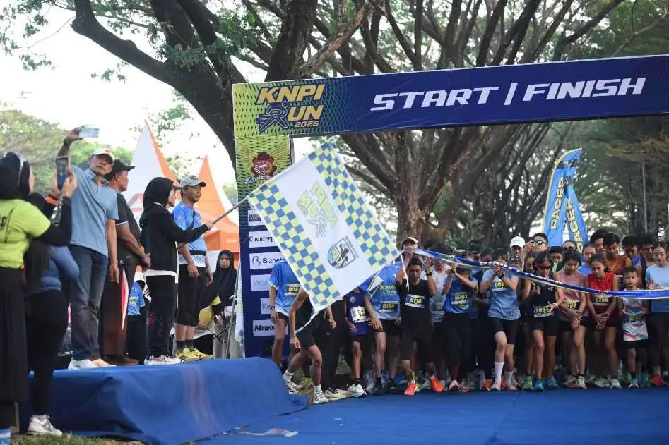 Wali Kota Kediri Berangkatkan KNPI Run 2026, Ajak Pemuda Hidup Sehat dan Berprestasi