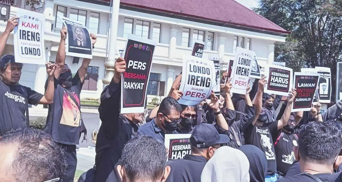 Demo yang digelar wartawan dari Malang.