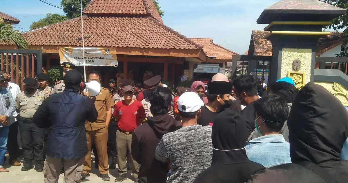 Didesak Tak Intervensi Program MBG, Camat Kamal Bilang Begini