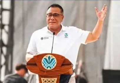 Menteri LH Jumhur Hidayat