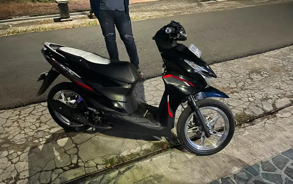 Barang bukti motor Honda Beat yang diamankan dari pelaku.