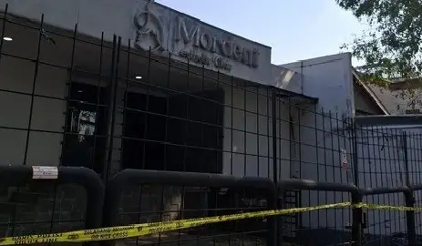 Klinik Mordent di Kebayoran Baru, Jakarta Selatan yang dipasangi garis polisi usai kematian Sutrimo