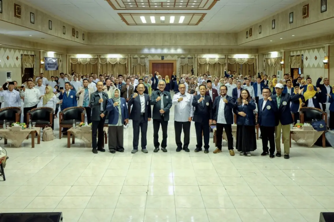 Pengurus IKA Unair Gresik Dikukuhkan, Komitmen Kontribusi untuk Kemajuan Daerah