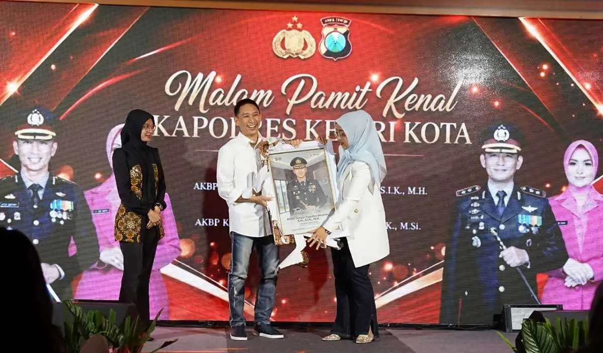 Hadiri Malam Pamit Kenal Kapolres Kediri Kota, Vinanda Apresiasi Dedikasi AKBP Anggi Saputra