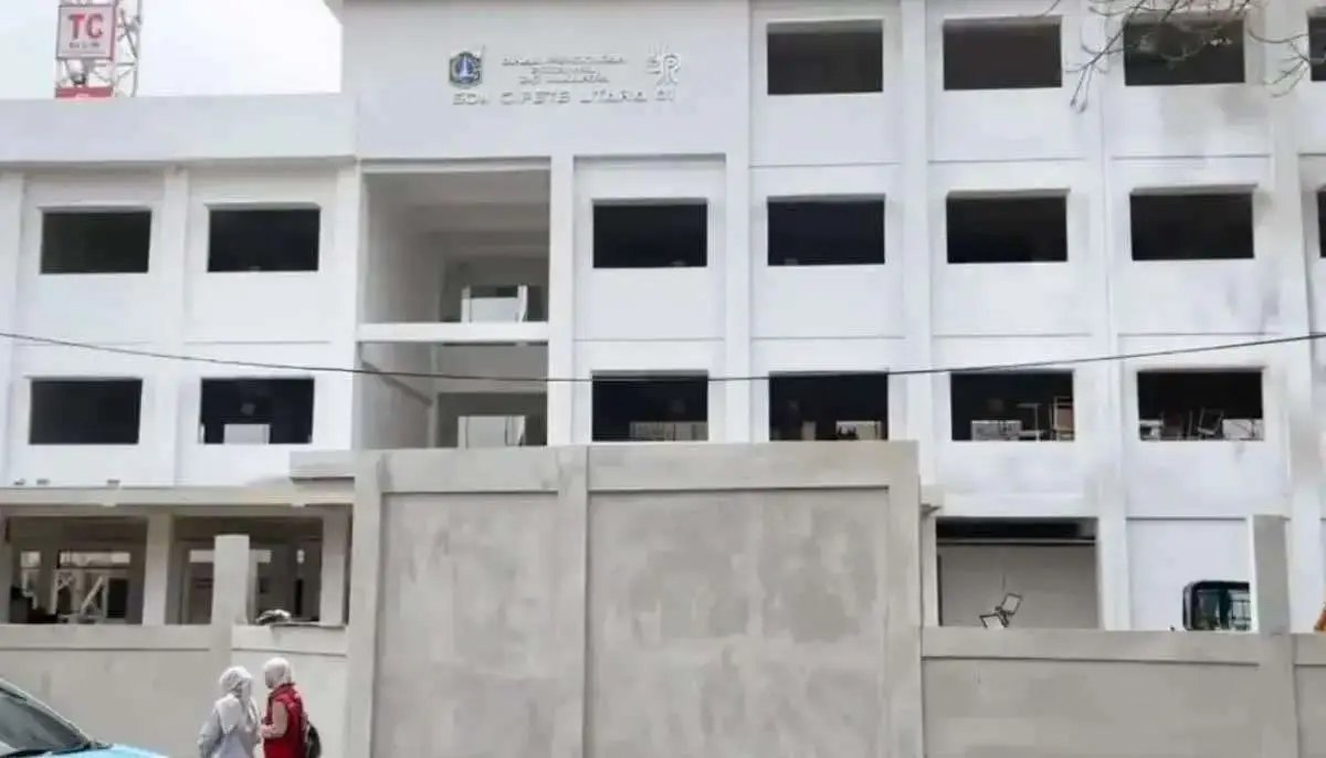 Pembangunan gedung baru SDN Cipete Utara 01 di Kebayoran Baru, Jakarta Selatan.