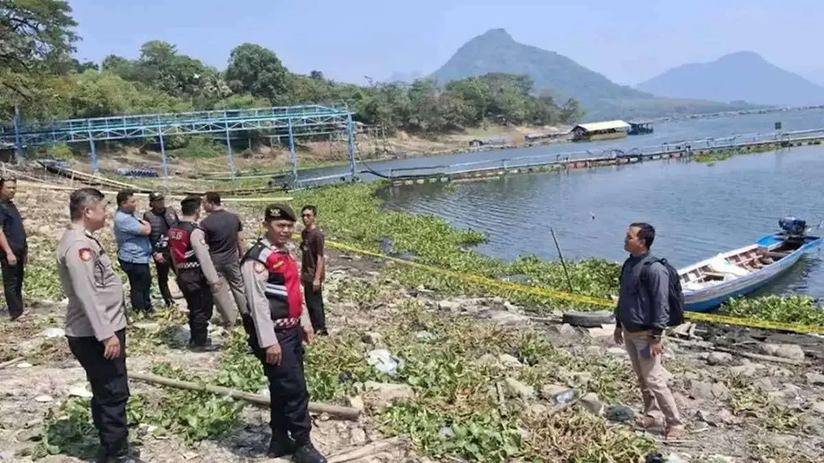 Olah TKP penemuan petugas keamanan Waduk Jatiluhur. Foto: Ist