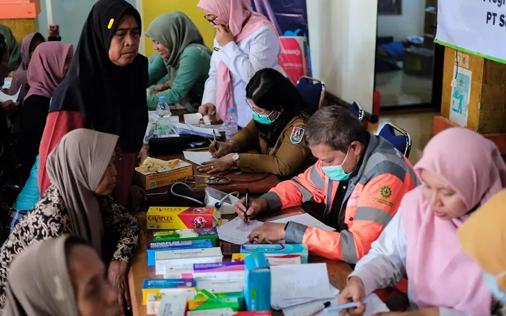 Jangkau 1.341 Warga di 16 Desa Tuban, PT Solusi Bangun Indonesia Gelar Layanan Kesehatan Gratis