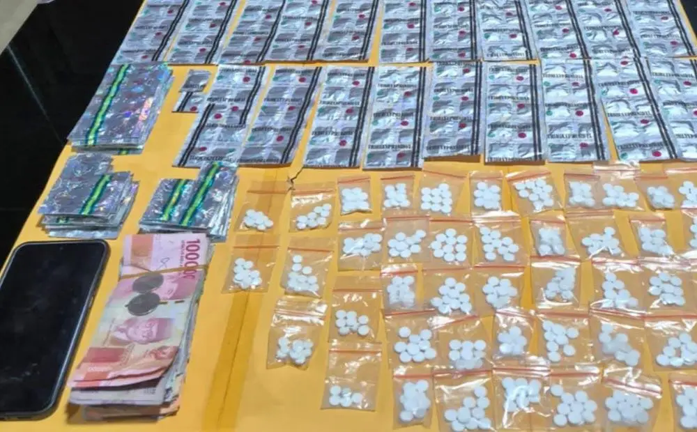 Sita 905 Butir Pil Koplo, Satnarkoba Polres Ngawi Ringkus Dua Pemuda Pengedar Okerbaya