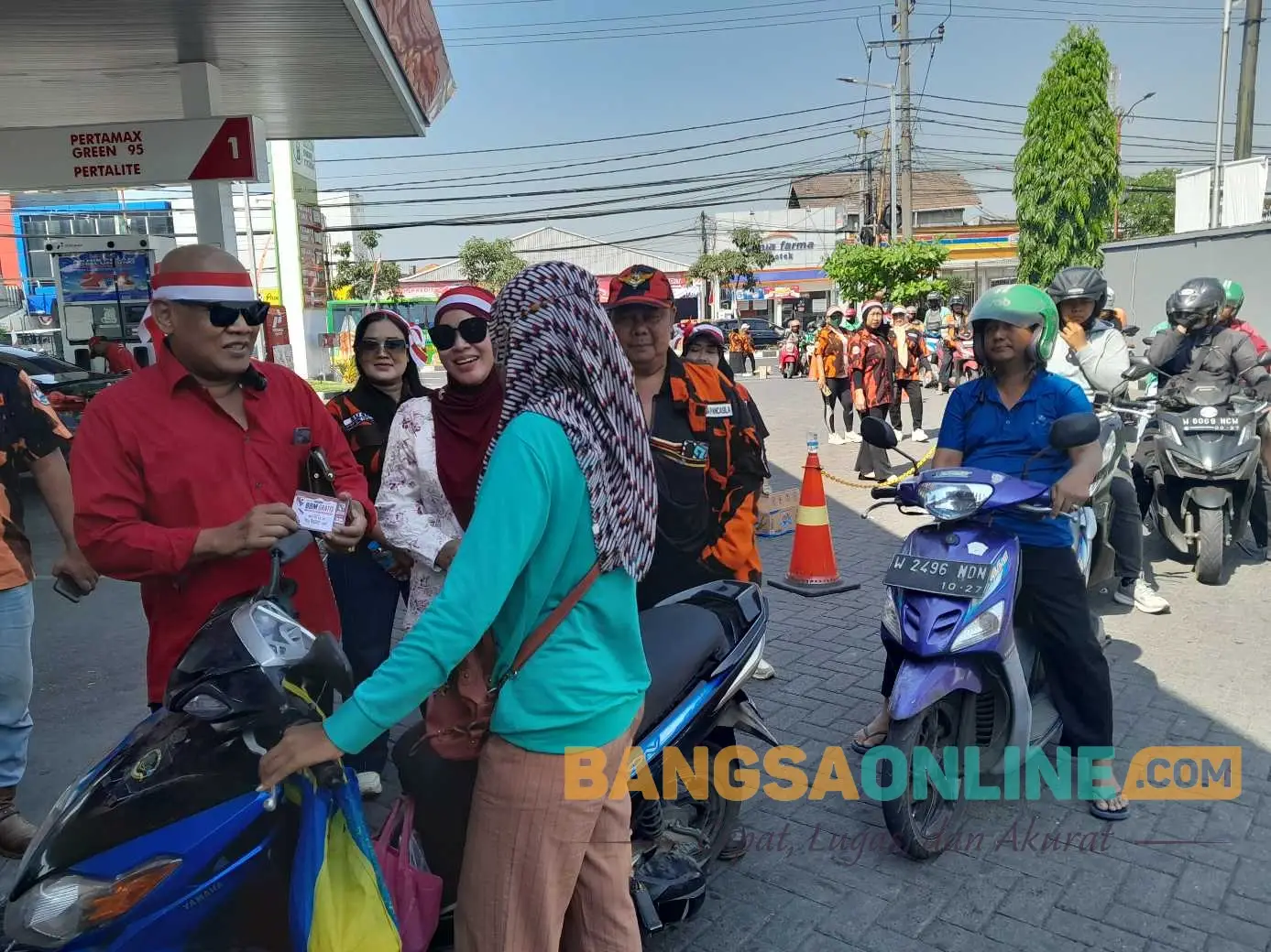 Sambut HUT Ke-81 RI, Pemuda Pancasila Sidoarjo Bagikan 200 Voucher BBM Gratis