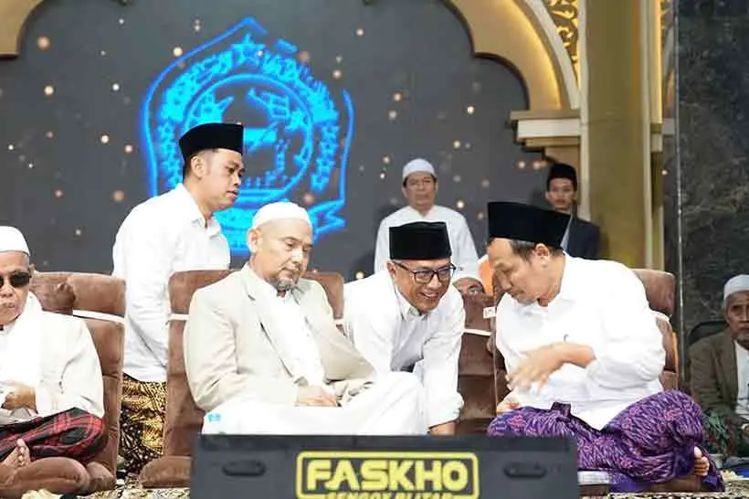 Wakili Pemkot Kediri, Gus Qowim Hadir di Haul ke-15 KH Imam Yahya Mahrus Lirboyo