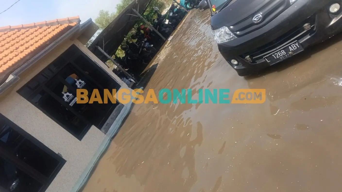 BMKG Ungkap Penyebab Banjir Rob di Pesisir Jawa Timur