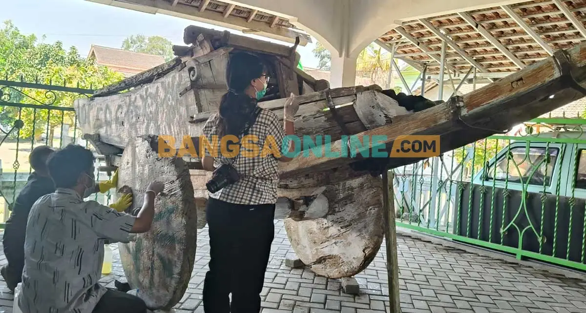 BPK Jatim Uji Pembersihan Cikar Mbah Gleyor Terdampak Vandalisme