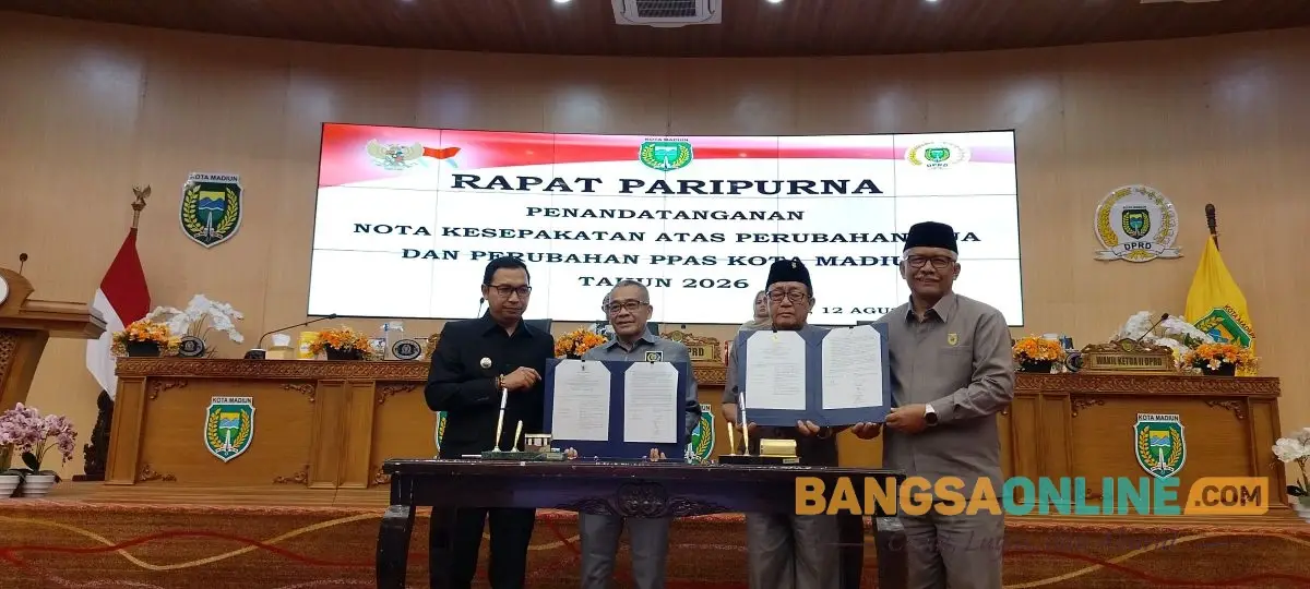 Percepat Capaian Pembangunan, DPRD Bersama Plt Wali Kota Madiun Tandatangani Perubahan KUA dan PPAS