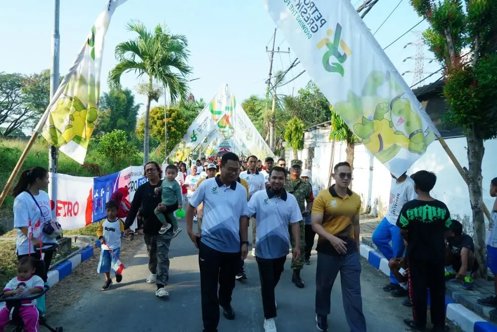 Petrokimia Gresik Gelar Jalan Sehat di Tiga Kota, Ajak Warga Hidup Lebih Sehat