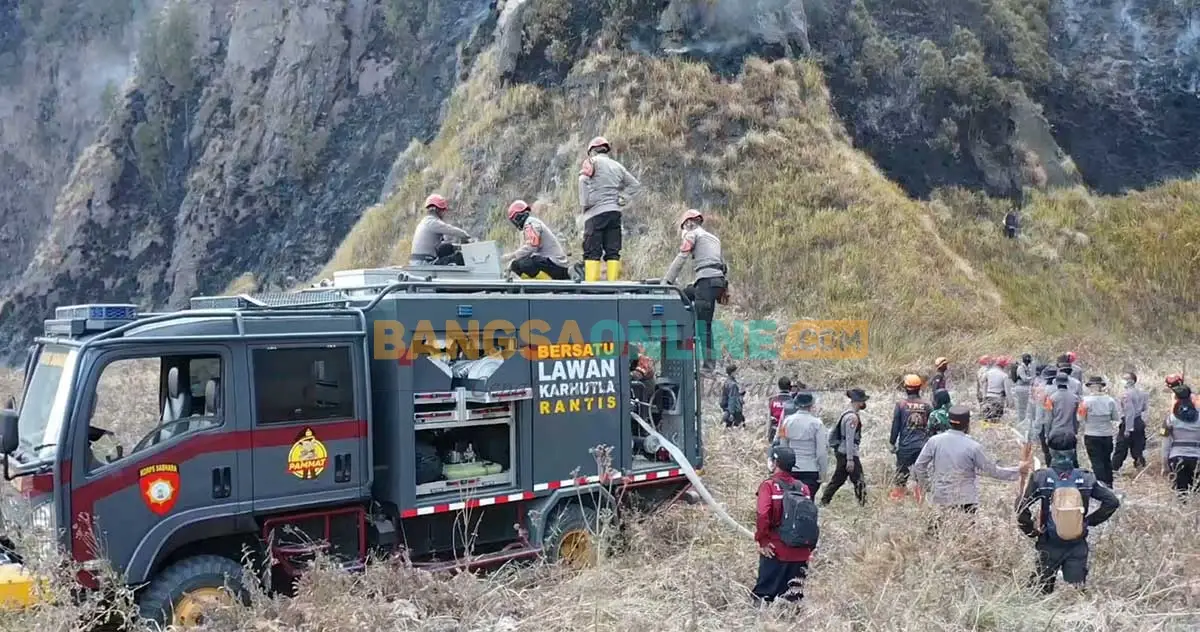 Karhutla Bromo, Polri Turunkan Personel dan Peralatan Khusus