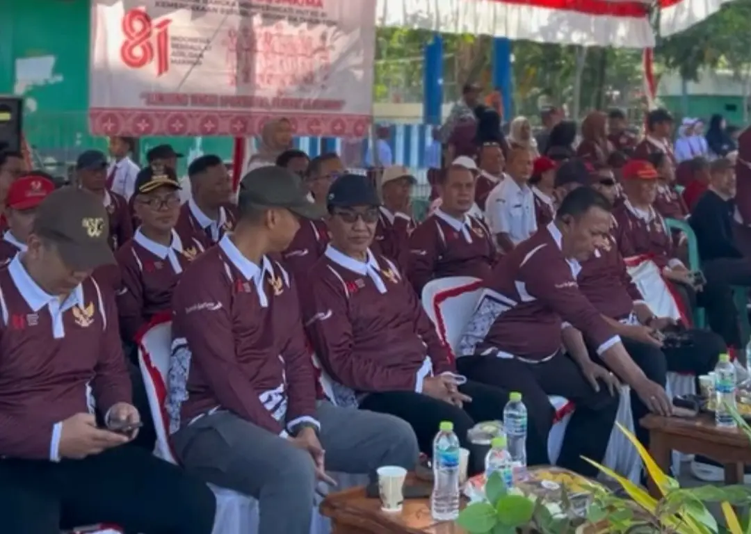 Gerak Jalan HUT RI ke-81 di Pamekasan Jadi Ajang Tanamkan Disiplin dan Kebersamaan Pelajar