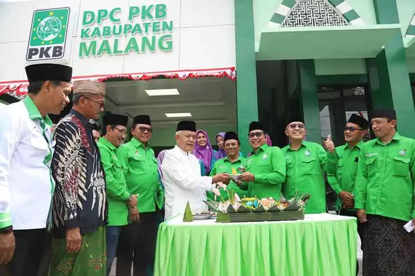 Prosesi peresmian Kantor DPC PKB Kabupaten Malang, Graha Gus Dur oleh Ketua DPW PKB Jatim, Gus Halim beberapa waktu lalu. (Ist)