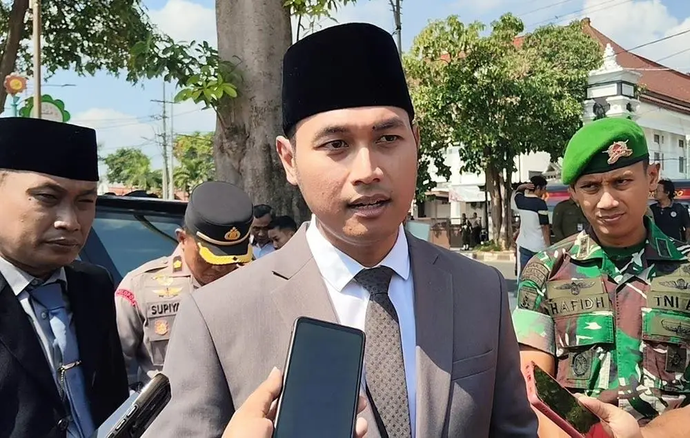 Soroti Proyek Drainase di Jalan Diponegoro, Bupati Tuban Ingatkan Aspek Keselematan